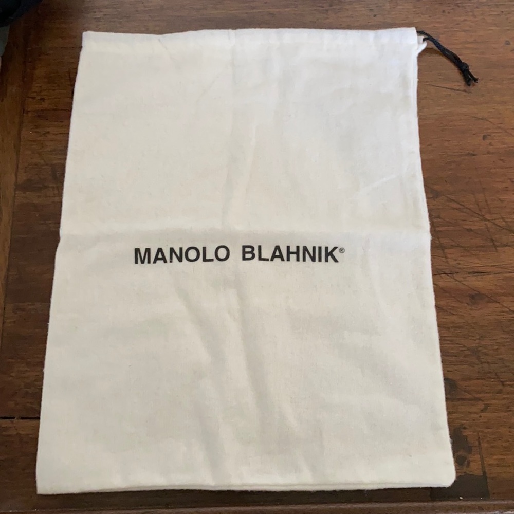 Manila Blahnik dust bag